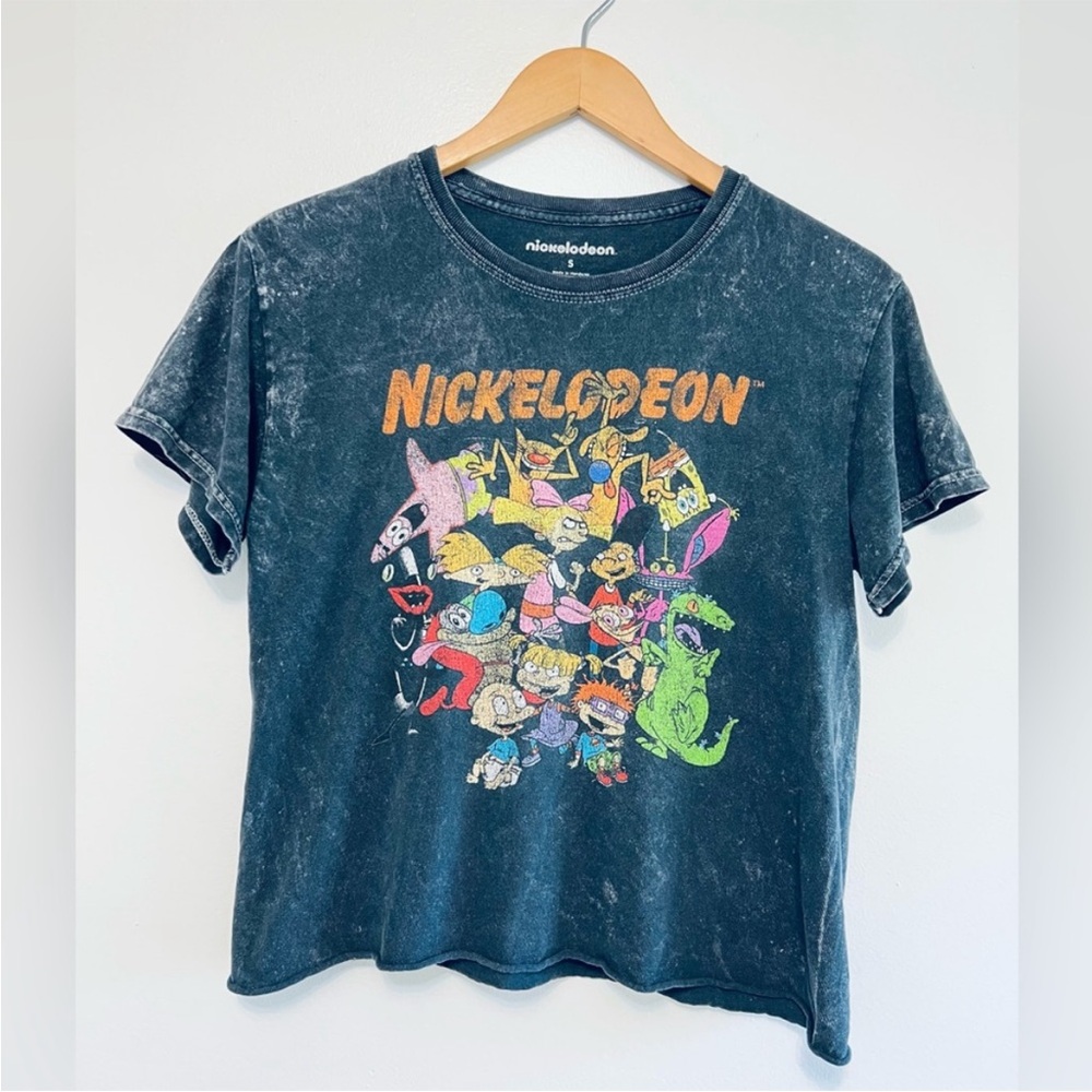 Assorted Tops & Tees - Picture 3 of 8